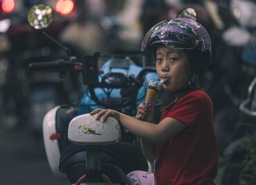 China autoriza hasta 3 hijos por familia para reactivar tasa de natalidad