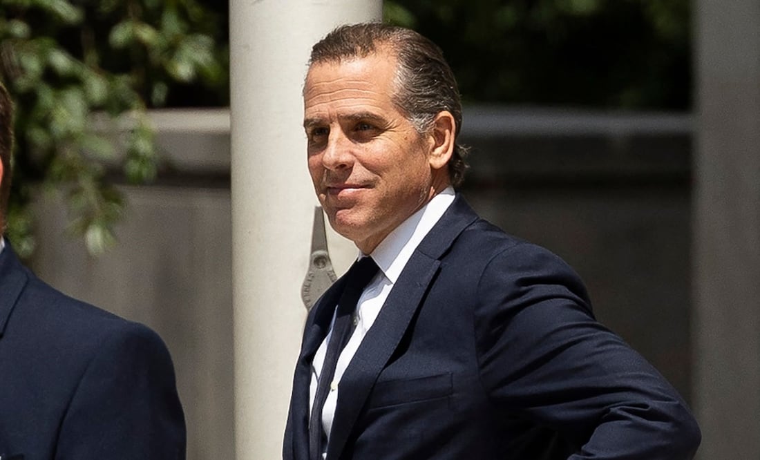 Hunter Biden enfrenta cargos por mentir sobre sus adicciones y posesión ilegal de arma de fuego. Foto: AFP