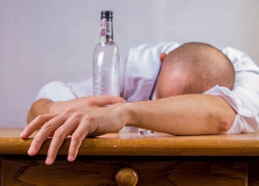 Veganos resienten más las resacas que personas que comen carne: estudio