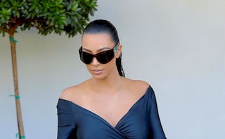 Kim Kardashian presume silueta de 'reloj de arena' con look ajustado