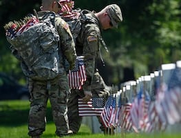 Diferencias entre el Día de los Caídos y el Día de los Veteranos