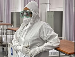 El Covid no da tregua en la CDMX; llegan 500 médicos cubanos