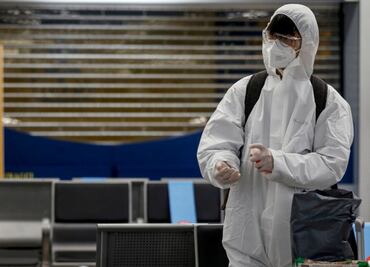 Nueva York pide a aerolíneas que vuelan desde Reino Unido hacer pruebas Covid