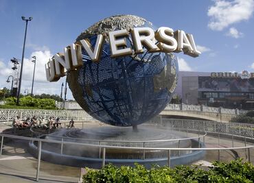 Universal Orlando restablecerá el uso obligatorio de cubrebocas