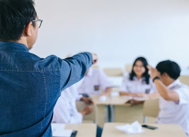 “No hablan inglés”: Maestro texano desata polémica al acusar a sus alumnos ante autoridades migratorias