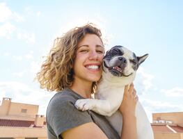 Día Mundial de la Alegría. ¿Por qué los perros te hacen más feliz y alegre, según la ciencia?