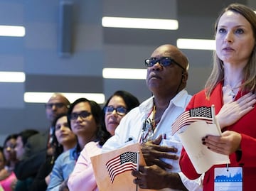 Nuevo examen de Ciudadanía de Estados Unidos 2025: Nuevas preguntas, dificultad y qué cambió