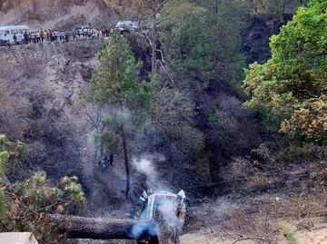Tragedia en India. 21 personas pierden la vida después de que autobús cayera a barranco