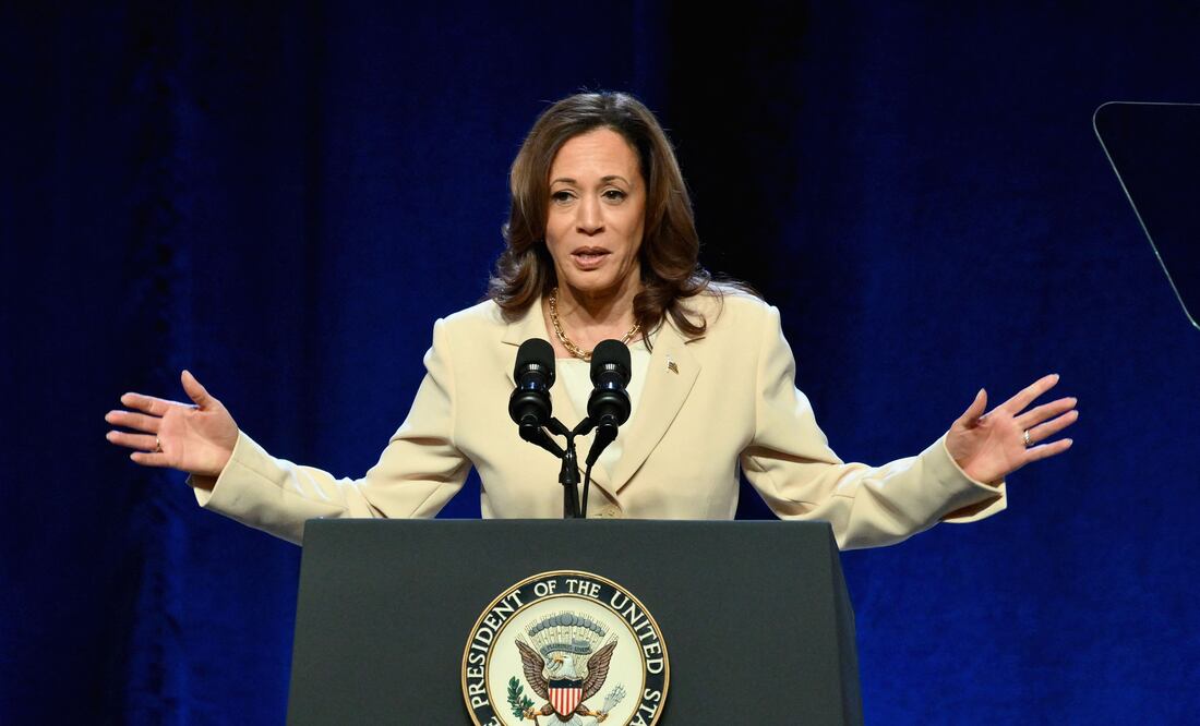Kamala Harris gana fuerza como relevo si Biden se retira de la campaña. (Photo by ANGELA WEISS / AFP)