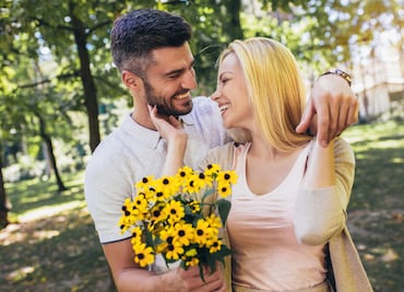 ¿Por qué se regalan flores amarillas el 21 de septiembre?¿Significan amor o infidelidad?