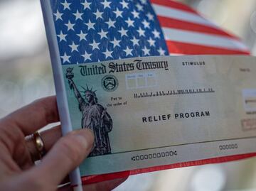 California envía cheques de estímulo de ‘alivio a la inflación’, ¿cuándo recibirlos?