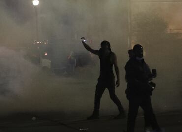 Disturbios en Wisconsin por disparos de Policía contra un afroamericano