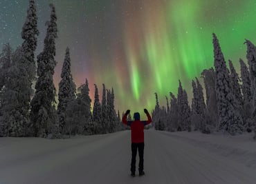 ¿Duendes o fantasmas? Revelan el origen metálico del resplandor verde en la atmósfera