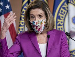Pelosi, preocupada por los códigos nucleares a manos de Trump
