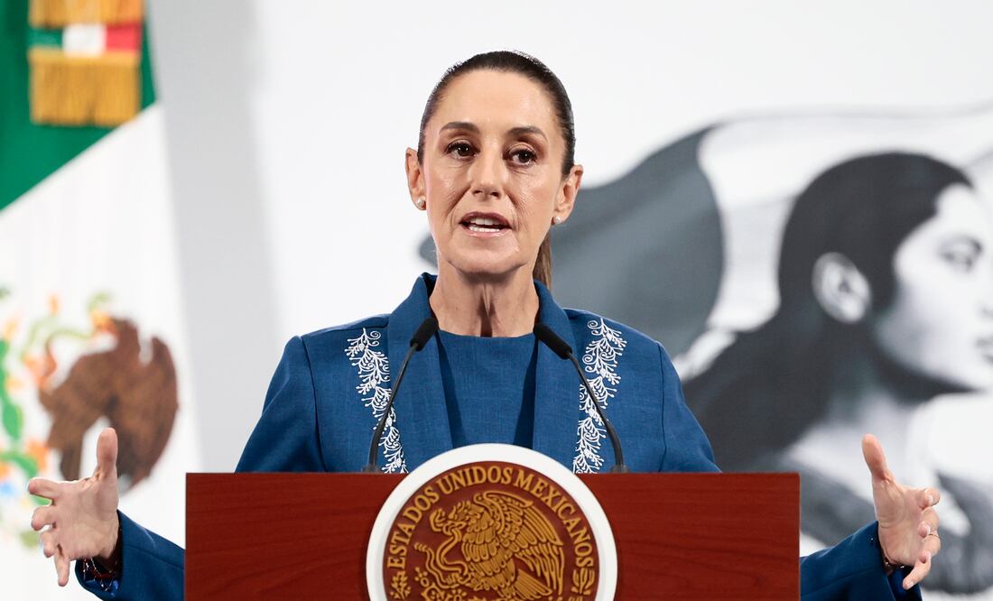 Sheinbaum lanza sorteo para apoyar a migrantes mexicanos en EU: ¿Cuándo será y cómo participar?. EFE/ José Méndez
