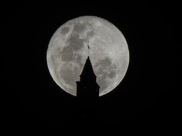 Estas son todas las Superlunas llenas que habrá en 2022