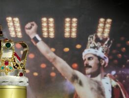 Londres exhibirá por última vez ‘el universo’ de Freddie Mercury antes de subasta