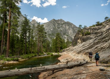 ¡Desconéctate en la naturaleza! Las mejores rutas de senderismo para explorar en California