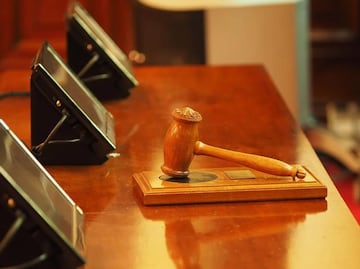 Hija de migrantes mexicanos, la primera jueza latina de corte federal en California