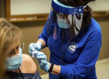 Estados Unidos planea campaña por dosis de refuerzo en septiembre