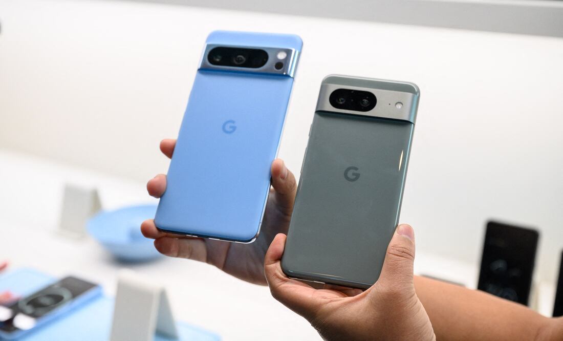 Google Revela los Nuevos Pixel 8: Teléfonos Impulsados por la Inteligencia Artificial. (Photo by Ed JONES / AFP)
