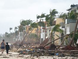 El huracán Ian toca tierra en Carolina del Sur