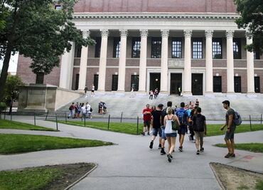 EU permite que alumno palestino de Harvard ingrese al país
