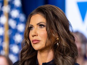 Detienen a sospechoso por robo del bolso de la secretaria de Seguridad Nacional, Kristi Noem