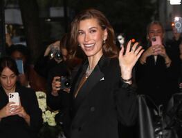 La sesión fotográfica con la que Hailey Bieber arrasó en redes sociales