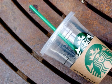 Científico afirma que esta bebida de Starbucks aumenta el riesgo de demencia