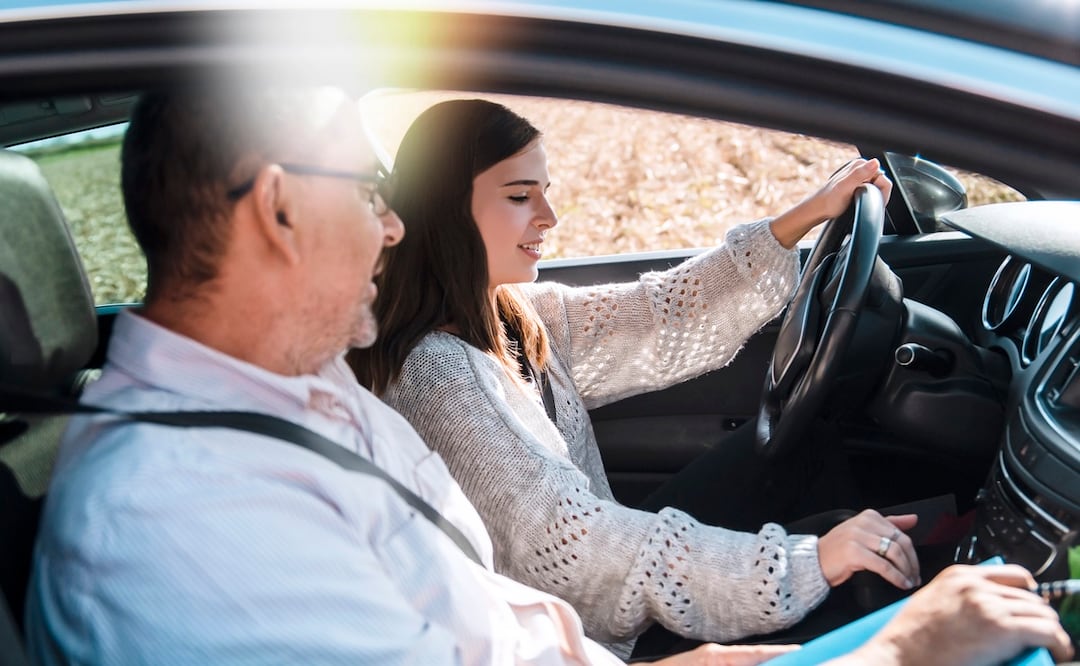 Fundación Carlos Slim lanza curso de manejo gratis para obtener licencia de conducir. Foto: iStock / Biserka Stojanovic