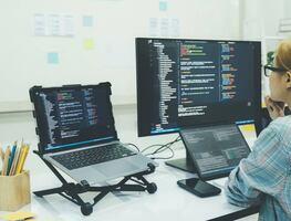 Embajada de EU en México abre vacante para programador informático; ofrece salario de $540,000 al año