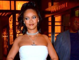 Rihanna, de vender sombreros a tener una fortuna de 600 mdd