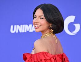 Acusan a Ángela Aguilar de quedarse con costoso vestido que utilizó exintegrante de las Spice Girls: “Quiero mis vestidos de regreso”