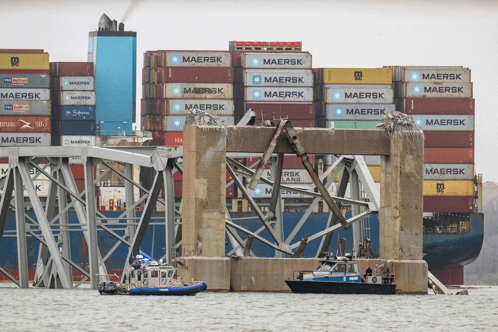 Puente en Baltimore: Buque que chocó contra puente tiene 56 contenedores con material peligroso (Photo by Jim WATSON / AFP)