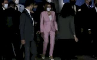 Nancy Pelosi llega a Taiwán; se elevan tensiones entre Beijing y Washington