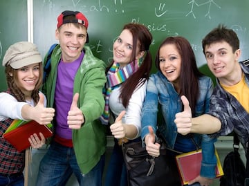 Lanzan beca de 15 mil dólares para estudiar en universidad de Michigan