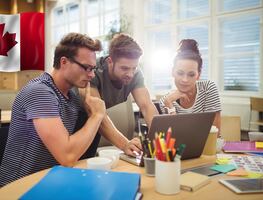 Empleo en Canadá: pagan $102,505 a mexicanos expertos en informática