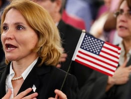 5 trámites que puedes iniciar tras recibir la ciudadanía de EU