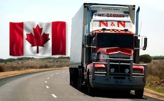 Buscan mexicanos para conducir camiones en Canadá; pagan $70,000 al mes