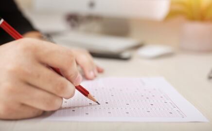 EU cancela exámenes de admisión para universidades por COVID-19