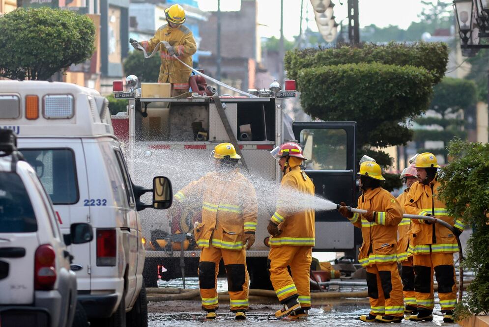 Explosión en tequilera de Jalisco deja seis muertos y suspende festejos. (Photo by ULISES RUIZ / AFP)