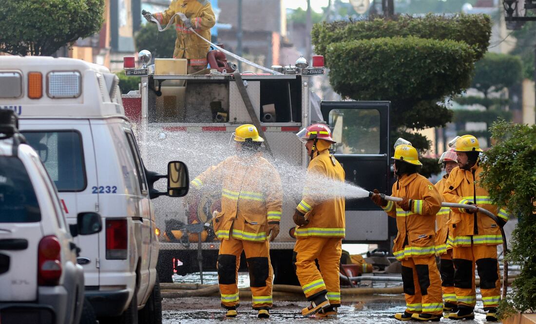Explosión en tequilera de Jalisco deja seis muertos y suspende festejos. (Photo by ULISES RUIZ / AFP)