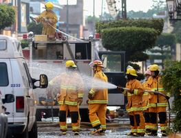 Explosión en tequilera de Jalisco deja seis muertos y suspende festejos
