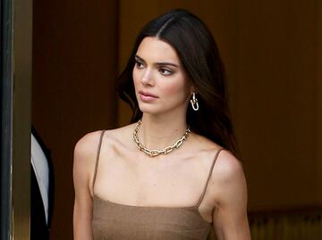 Kendall Jenner presume silueta con lencería de encaje en redes sociales