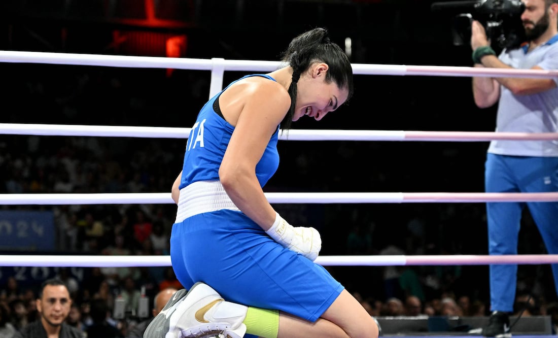 ¿Por qué la boxeadora italiana Angela Carini se retiró de pelea con Imane Khelif 46 segundos del inicio? Foto: AFP