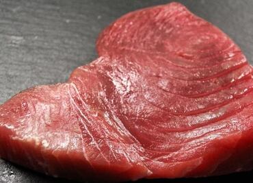 Retiran 9 lotes de atún en EU por riesgo de intoxicación