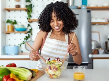 Cumple tu propósito de perder peso con las mejores dietas para 2024; según expertos