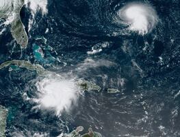 "Grace" toma fuerza de huracán y amenaza el Caribe mexicano