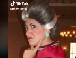 Actriz acusa que se le negó hablar español mientras trabajaba en Disney World